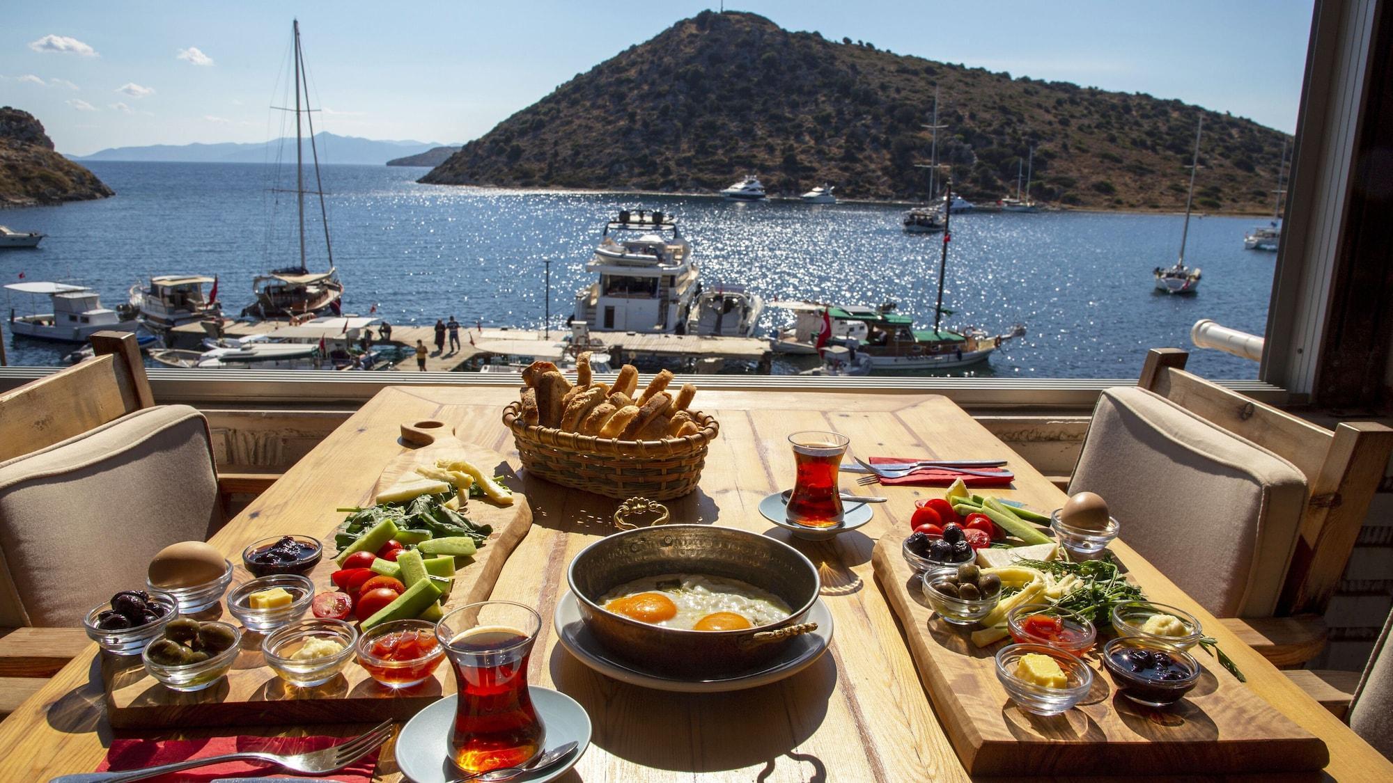 Liman Hotel Guemuesluek - Adult Only Bodrum Екстериор снимка